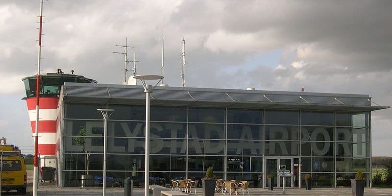 Agua contaminada por PFAS cerca del aeropuerto de Lelystad