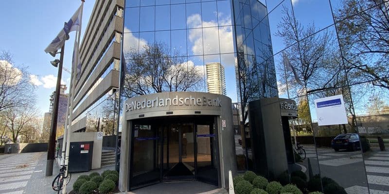 El banco central advierte que la economía de Países Bajos sigue bajo presión